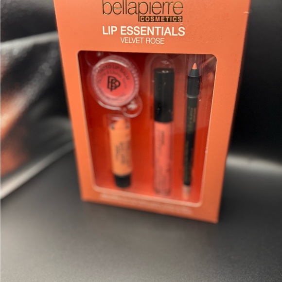 Bellapierre Lip Essentials Set - Velvet Rose New in box Retail $50 - Picture 7 of 8